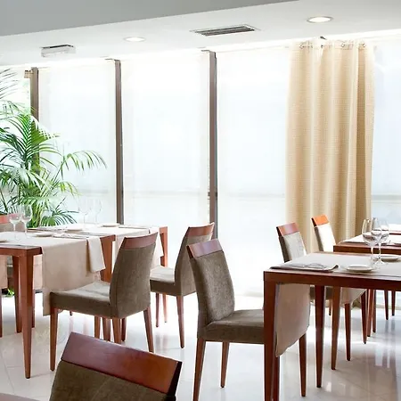 Nh Collection Hotel 4*