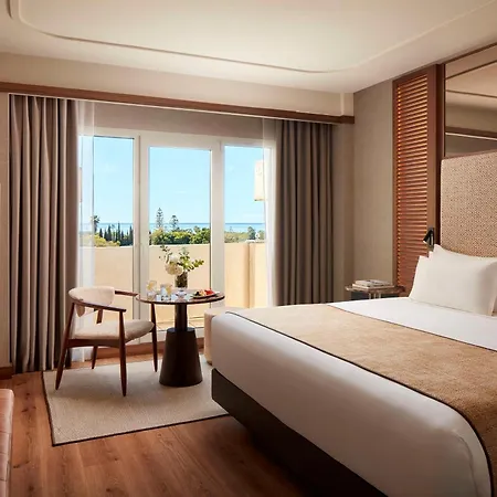 Nh Hotell 4*