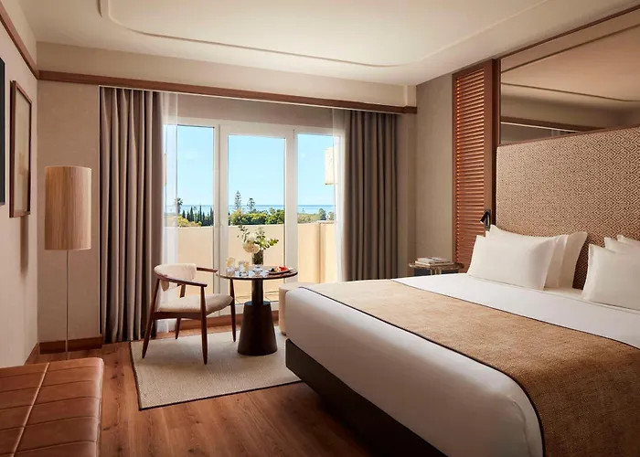 Nh Collection Hotel 4*